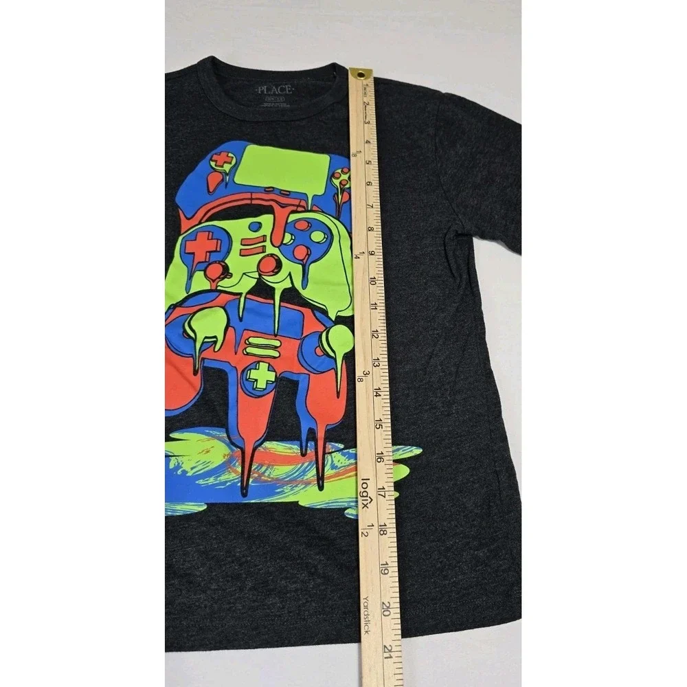 Children's Place Boy's Medium (7-8) Graphic T-shirt Dark‎ Gray Short-Sleeve
